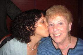 Joan kissing Winnie.JPG